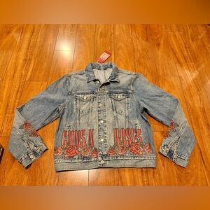 NWT LUCKY BRAND LEGEND  men Denim Jacket with Red Rose Accents